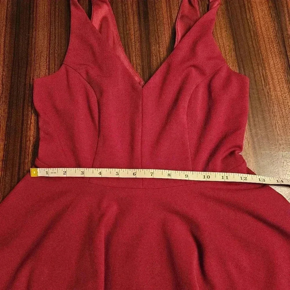 LULUS Burgundy Darling Delight Skater Mini Dress V neck Sleeveless Lined S EUC - Picture 9 of 12